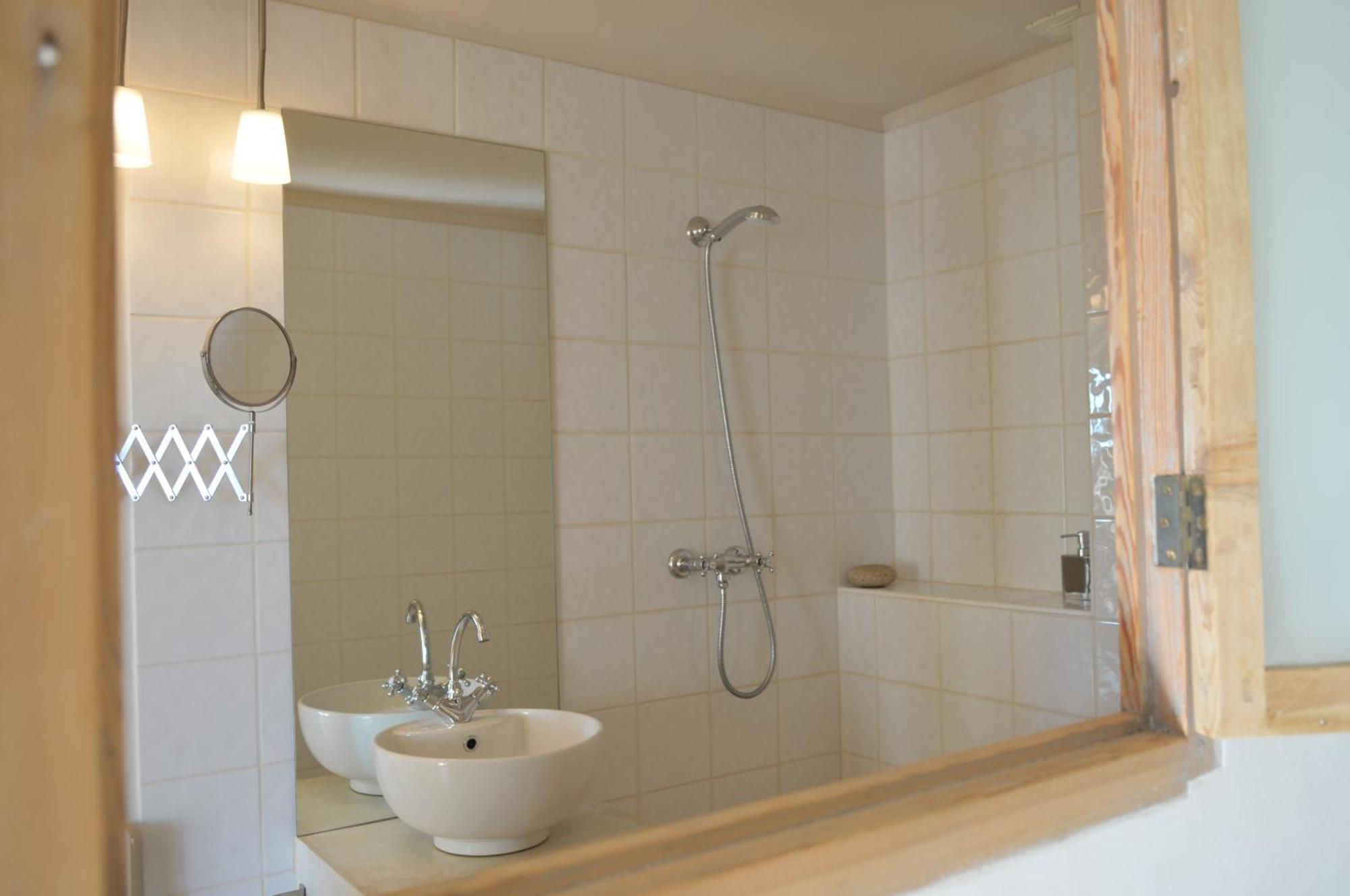 Bed and Breakfast Songes Au Lit Du Fleuve Cambes  Exterior foto